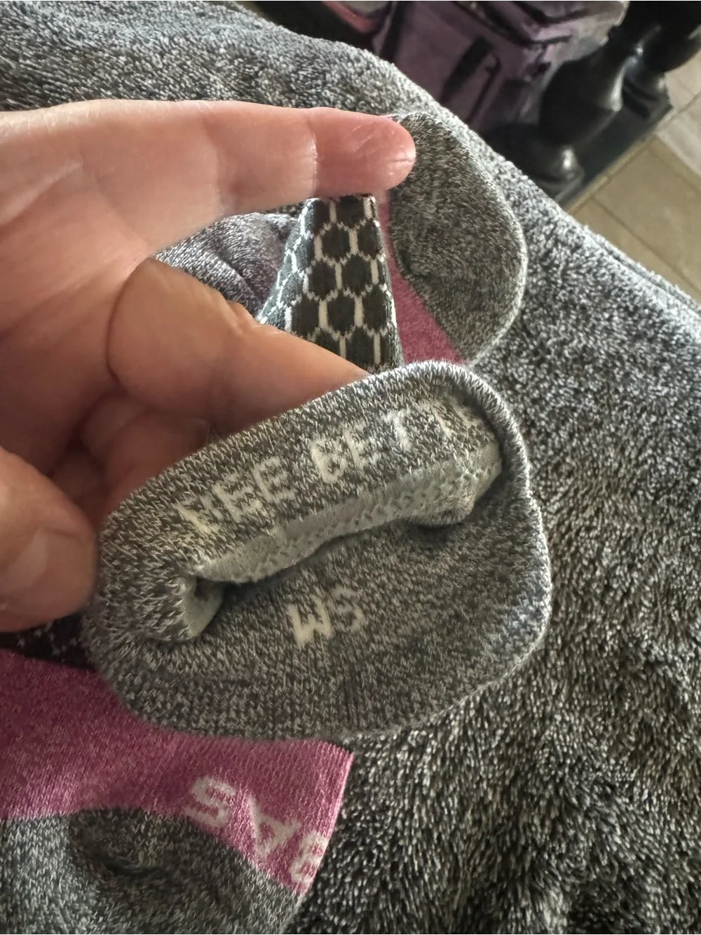 New Bombas Midweight Performance Socks Gray/pink, Gray Blue & White SZ SM 4-7.5